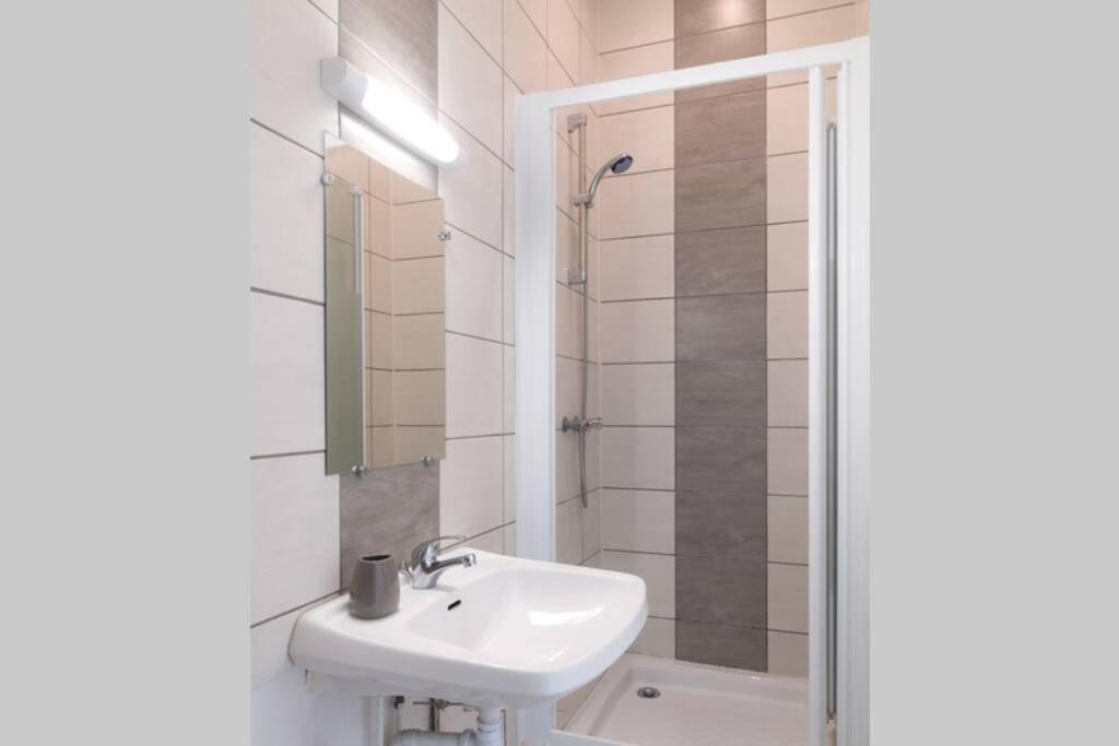 Studio Meuble Verdun - 3Eme Etage, Verdun Экстерьер фото